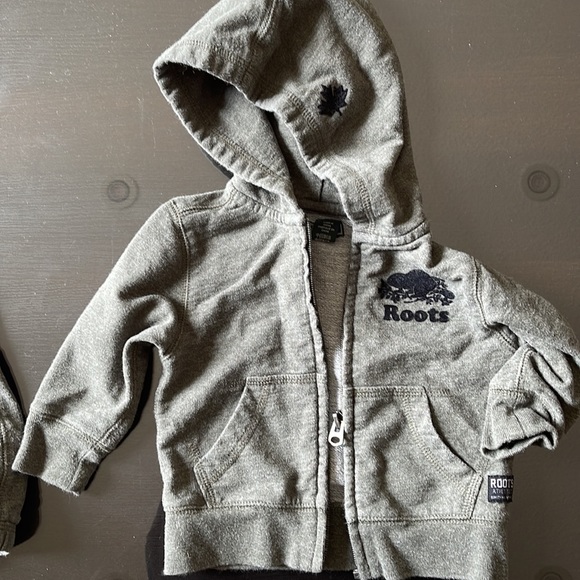 EUC Roots olive heather hoodie and sweatpants - Picture 5 of 5